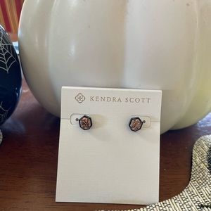 Kendra Scott rose gold earrings